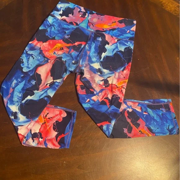 Athleta Multicolor Abstract Leggings - Picture 3 of 4